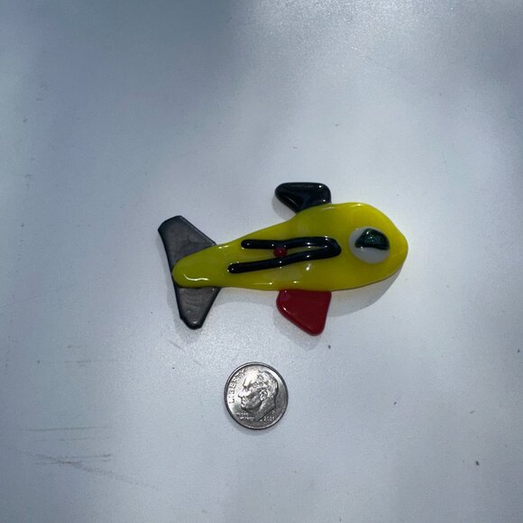 #5387 REFIGERATOR MAGNET FISH YELLOW MULTI COLOR W/FIN ELEGANT FUSED GLASS - Picture 9 of 11